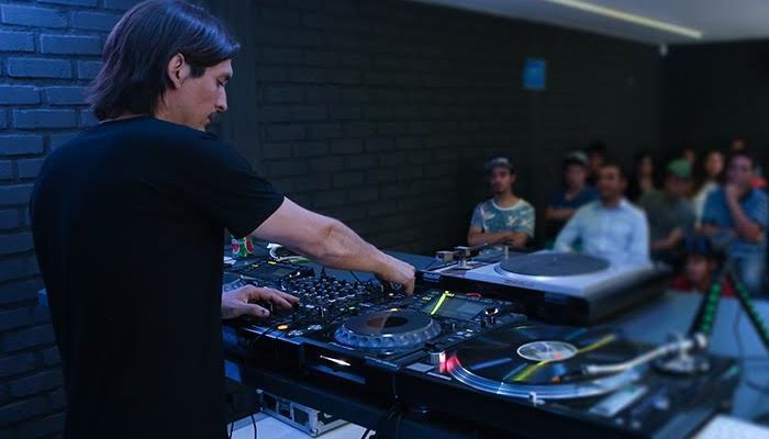 Dj School Clínica Música electrónica (Evolución del Dj)