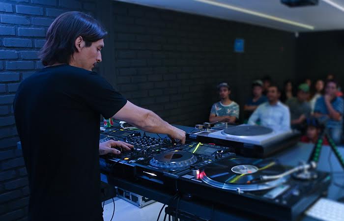 Dj School Clínica Música electrónica (Evolución del Dj)